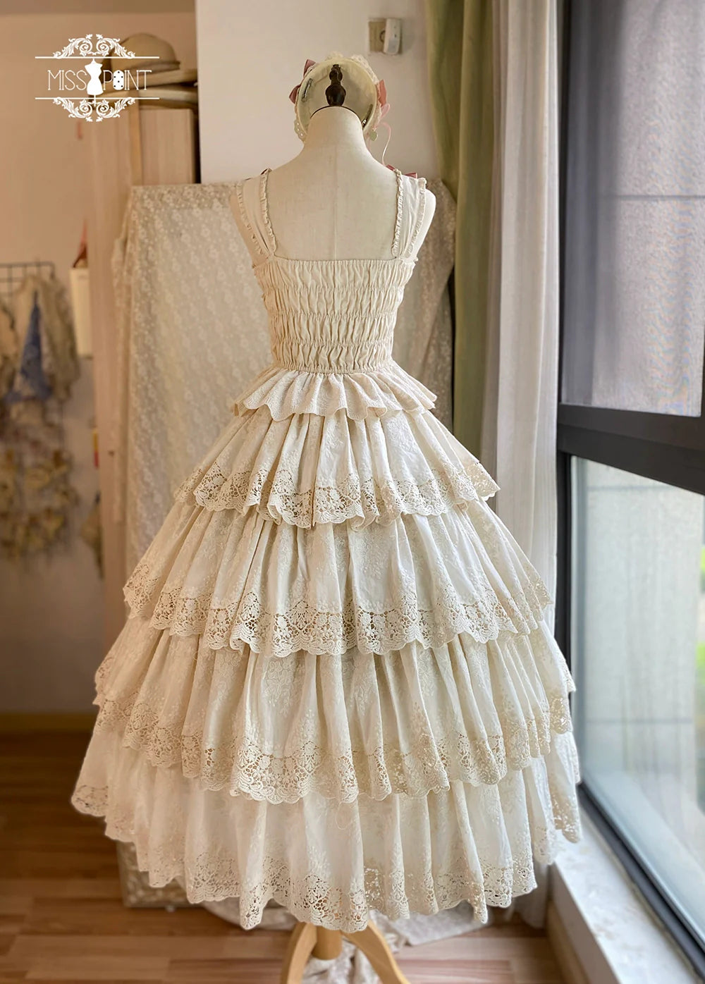 Miss Point~Forest Waltz~Classic Lolita Tiered Skirt Multi-layer Embroidered SK
