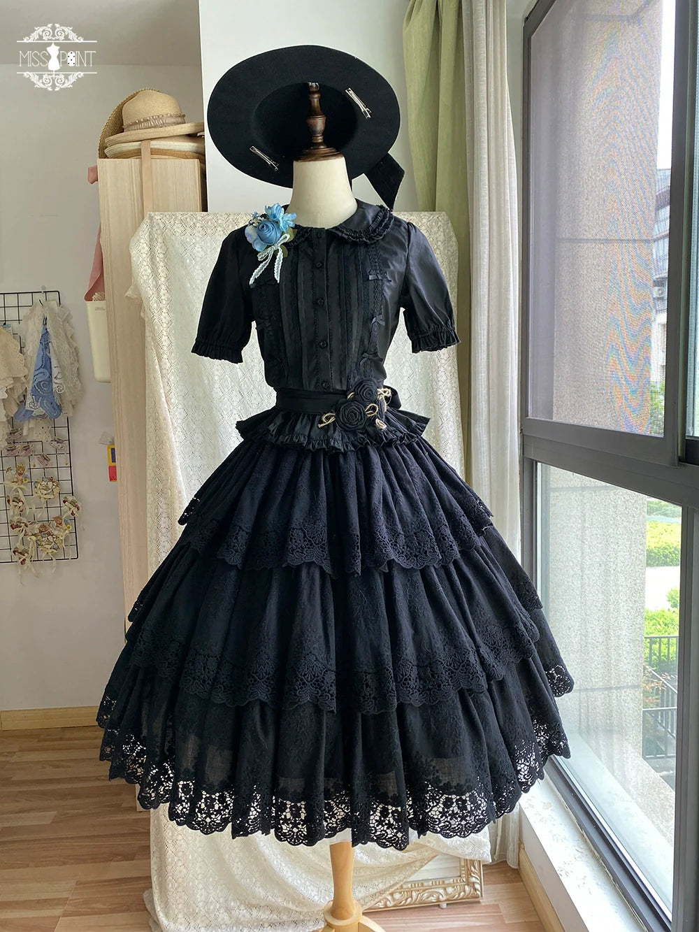 Miss Point~Forest Waltz~Classic Lolita Tiered Skirt Multi-layer Embroidered SK