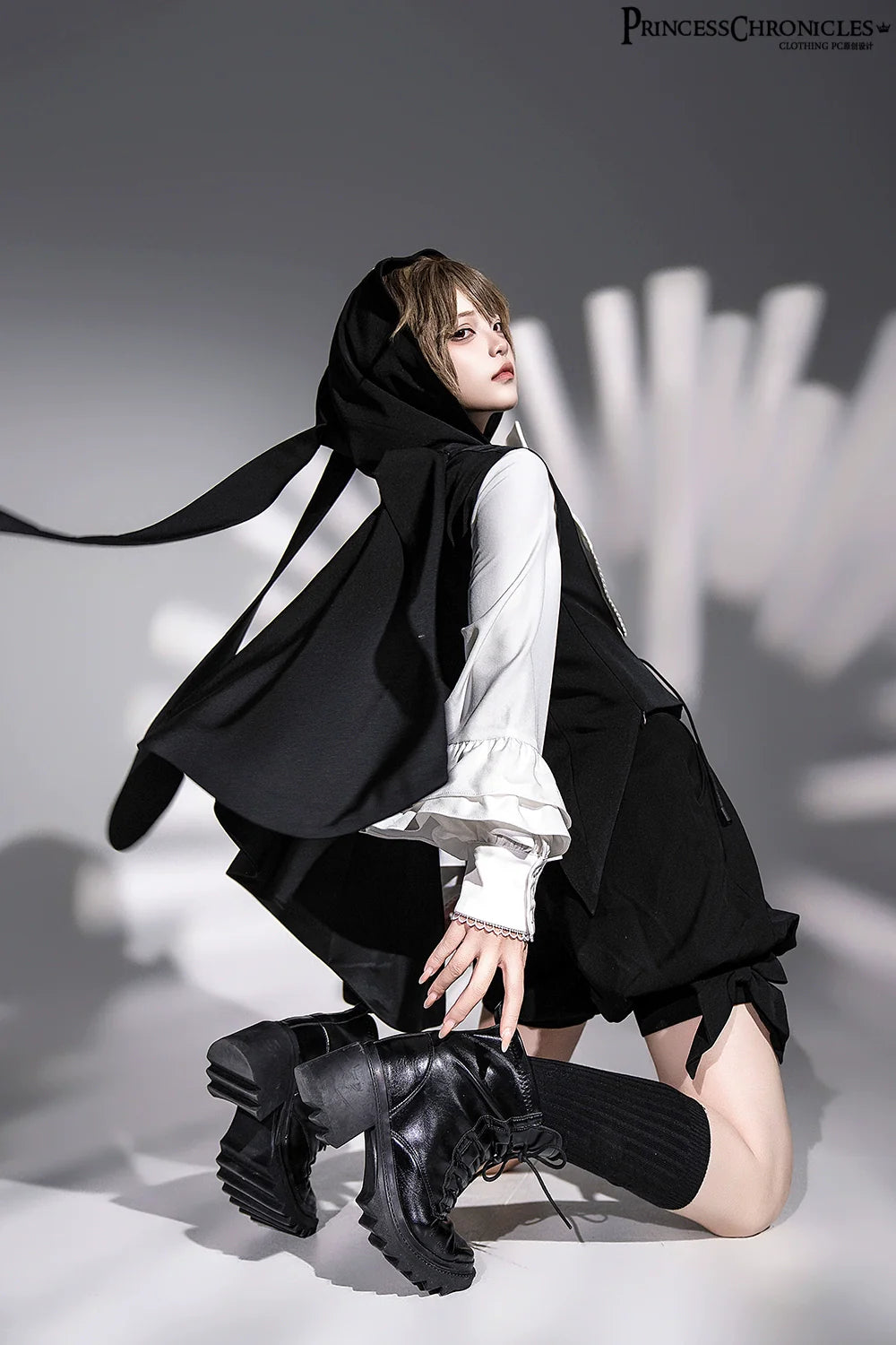 Princess Chronicles~Rabbit Feather~Black Ouji Lolita Vest Shorts Suit Prince Cloak Set