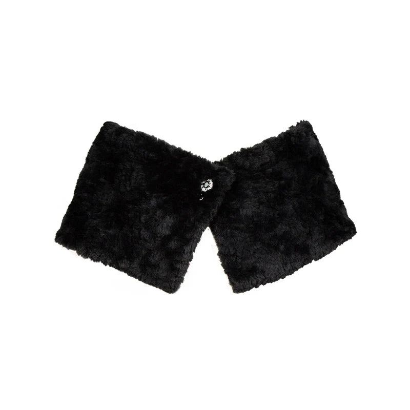 With PUJI~Old Testament~Classic Lolita Coat Black Plush Lolita Cape and Brooch
