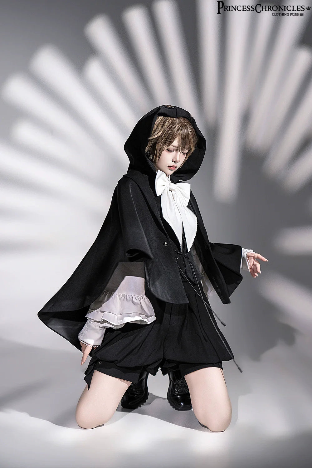 Princess Chronicles~Rabbit Feather~Black Ouji Lolita Vest Shorts Suit Prince Cloak Set