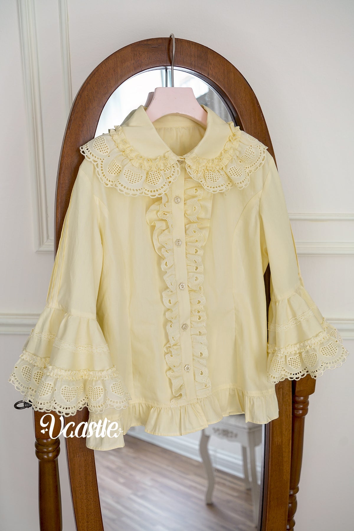 Vcastle~Sweet Crepes~Sweet Lolita Shirt with Princess Sleeves and Bow Chain