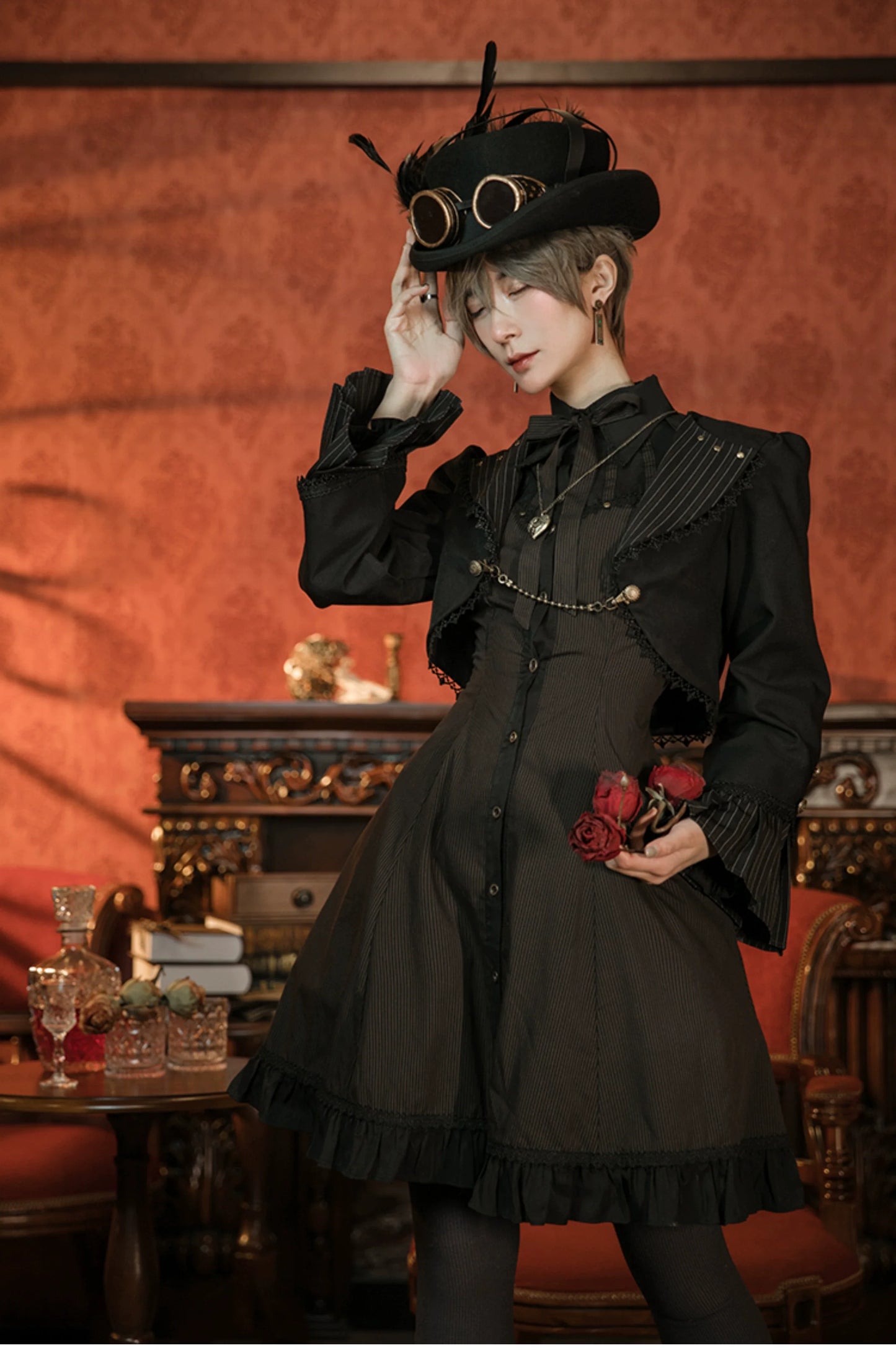 (BFM)Mr. Yi's Steam Continent~Gothic Lolita Cardigan Long Sleeve Black Short Jacket