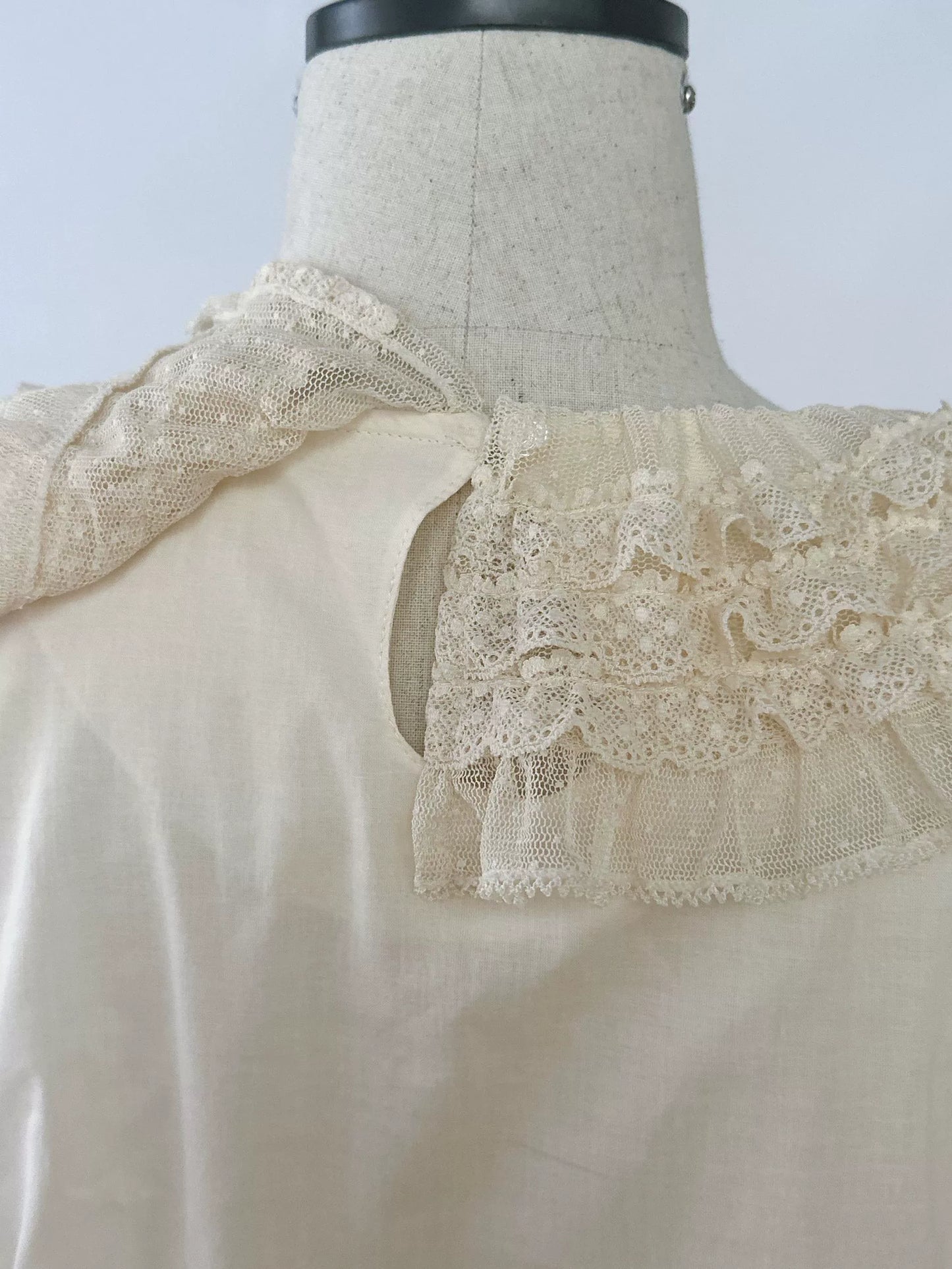 Sweet Dreamer~Antique Wall~Classic Lolita Blouse Polka Dots Tulle Shirt