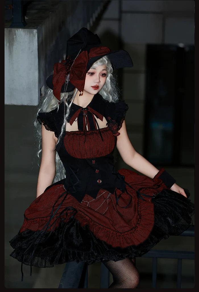 Alice Girl~Lolita Potion~Gothic Lolita Cuffs and Embroidered Badge