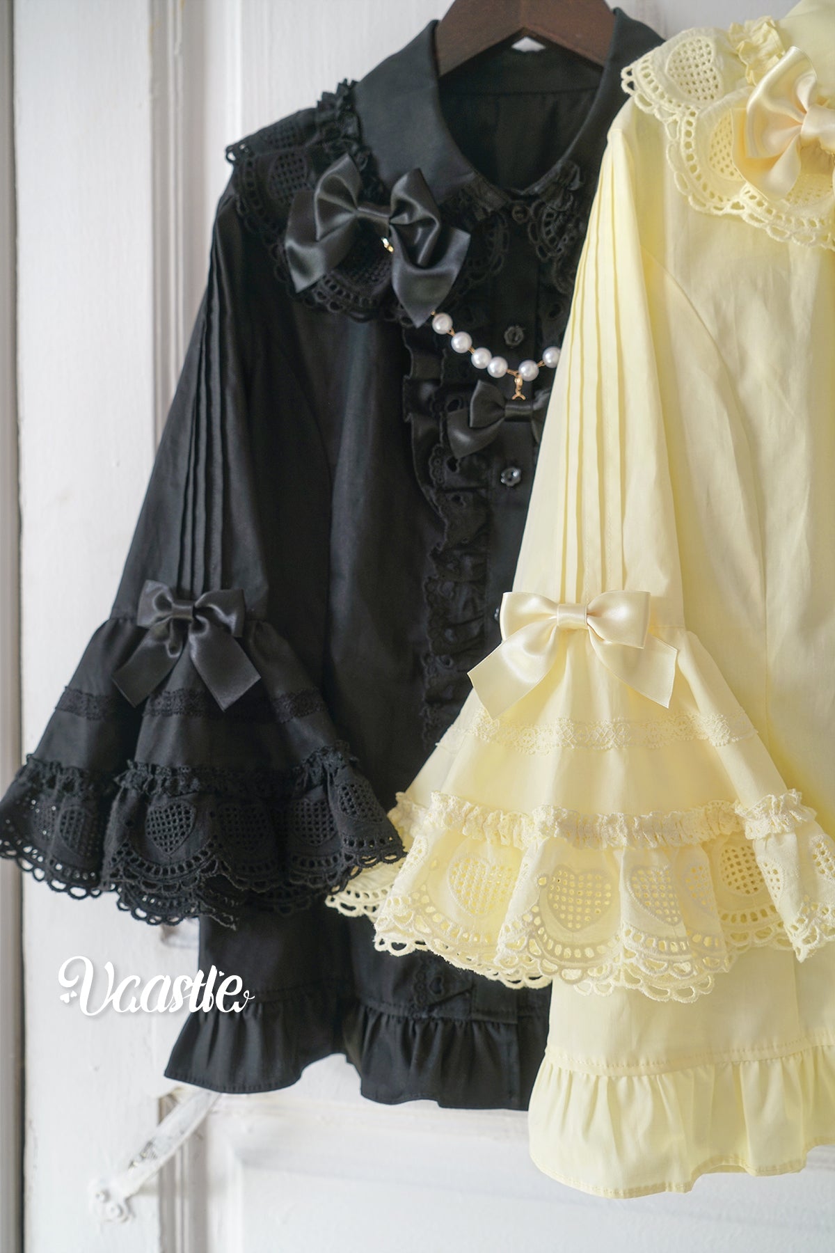 Vcastle~Sweet Crepes~Sweet Lolita Shirt with Princess Sleeves and Bow Chain