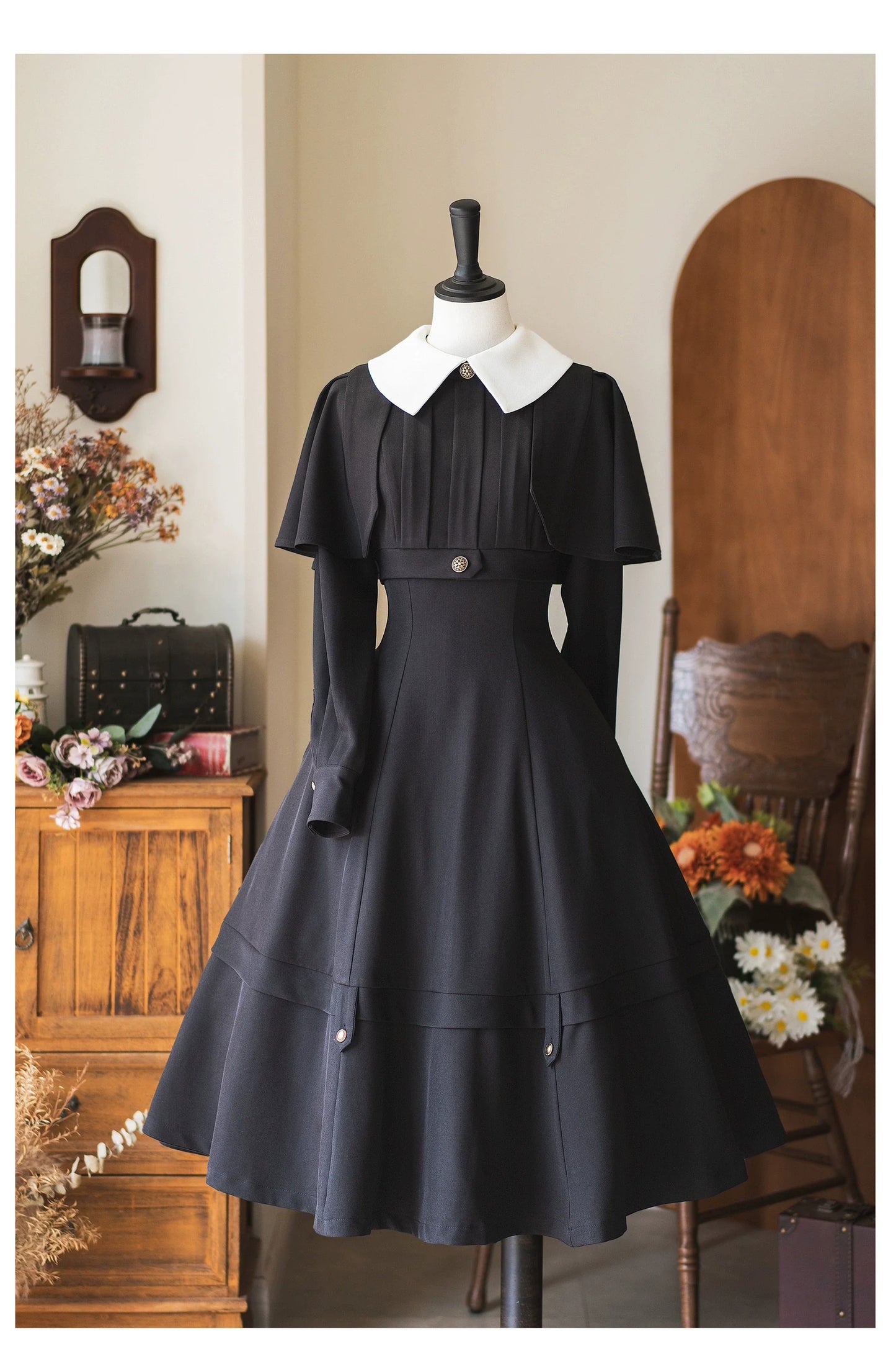 Forest Wardrobe~Forest Antique Box~Classic Lolita OP Dress with Detachable Short Cape