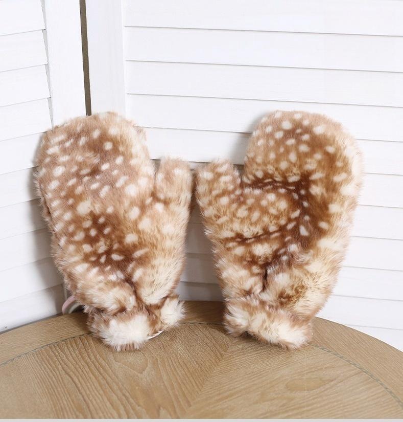 Xiaogui~Deer Spot~Christmas Kawaii Lolita Gloves Japanese Plush Winter Gloves