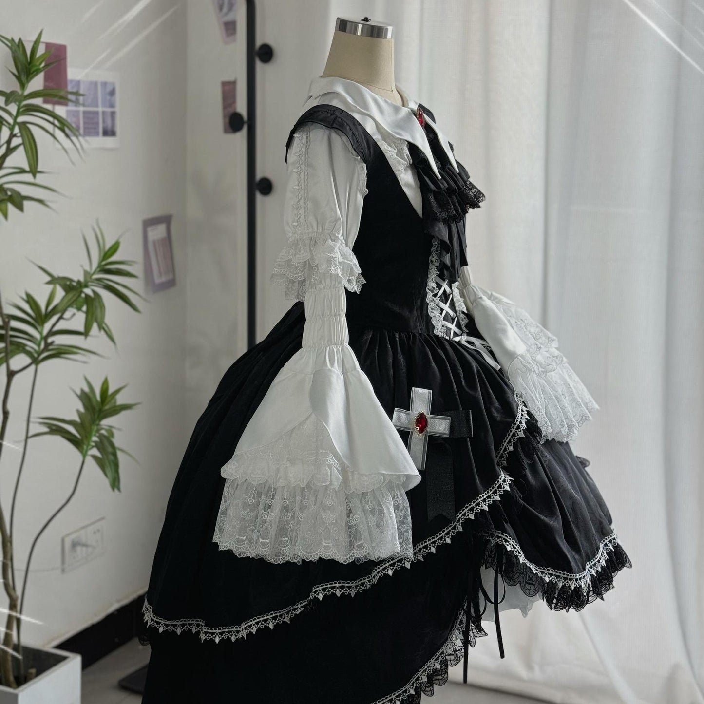 CastleToo~Night Rose~Elegant Ouji Lolita Suits With Lolita JSK And Shorts