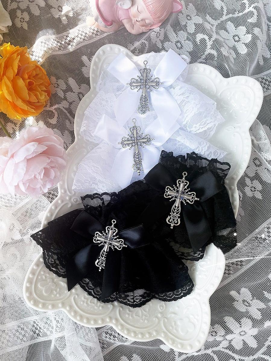 Hua Nai Cat~Gothic Lolita Cuffs with Cross Black and White Hand Sleeve